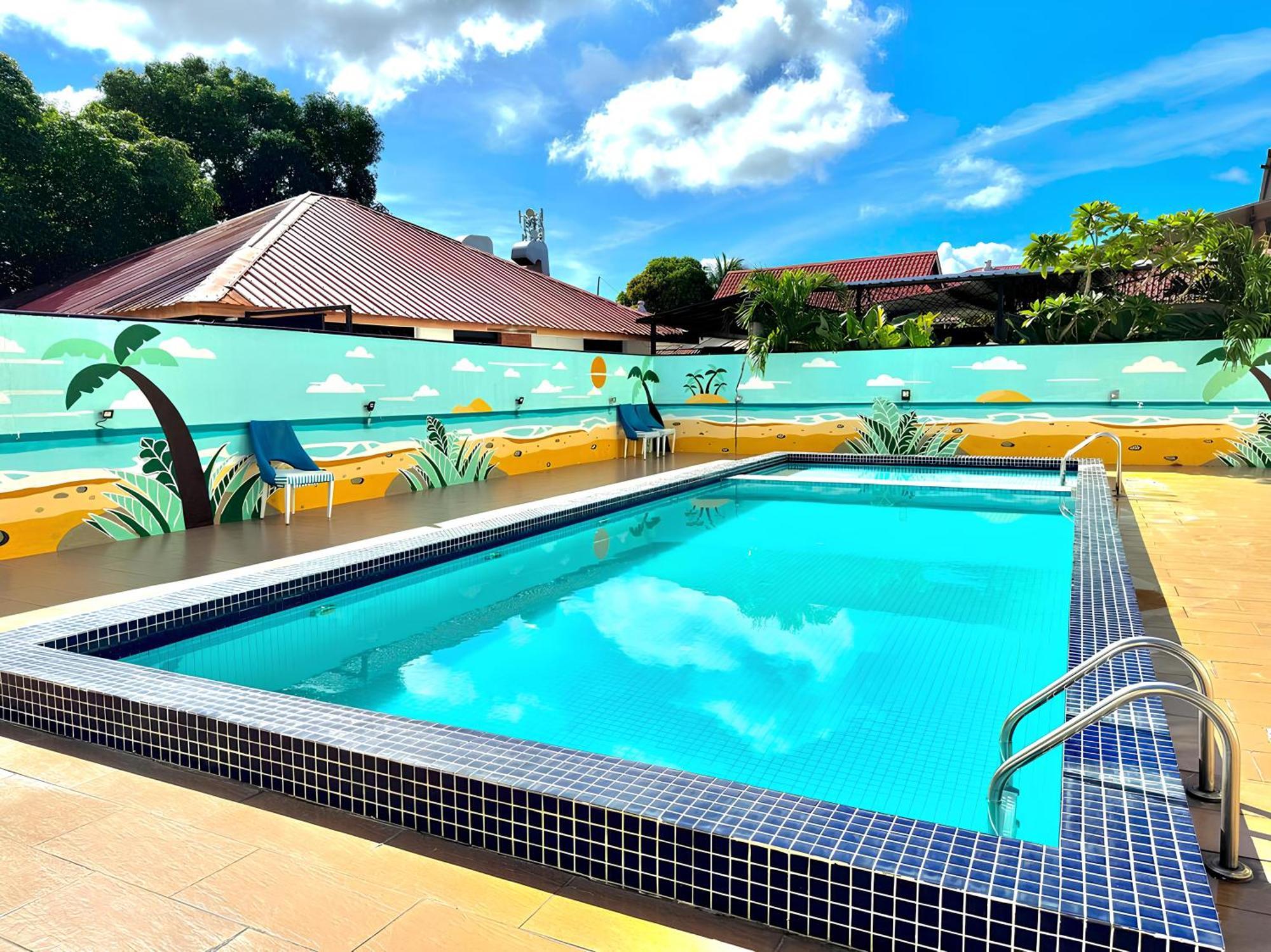 Royal Agate Beach Resort Pantai Cenang  Exterior photo